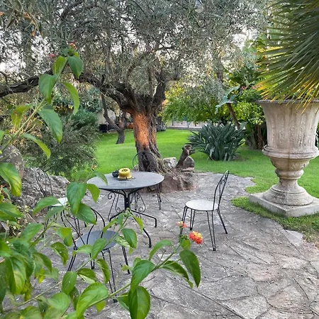 Noesis Villa