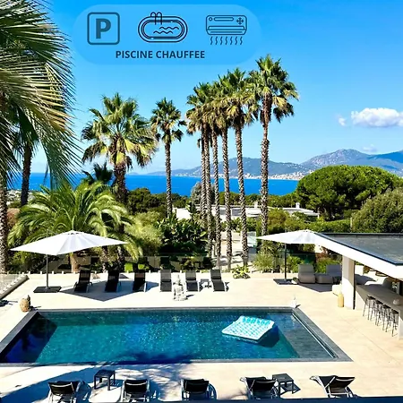 Noesis Villa *