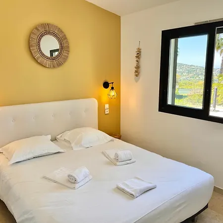 Noesis Villa