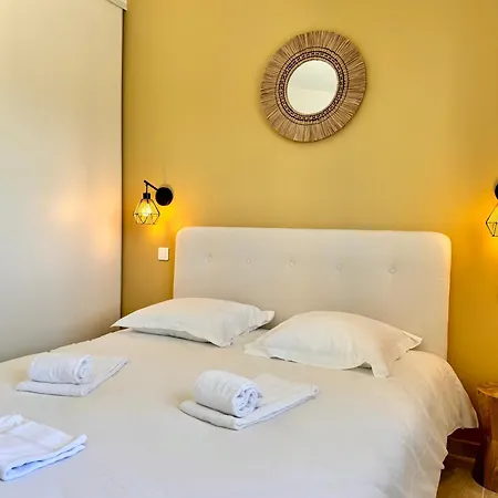 Villa Noesis *